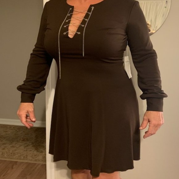 New Fall Brown dress with Silver hardware - Picture 3 of 3